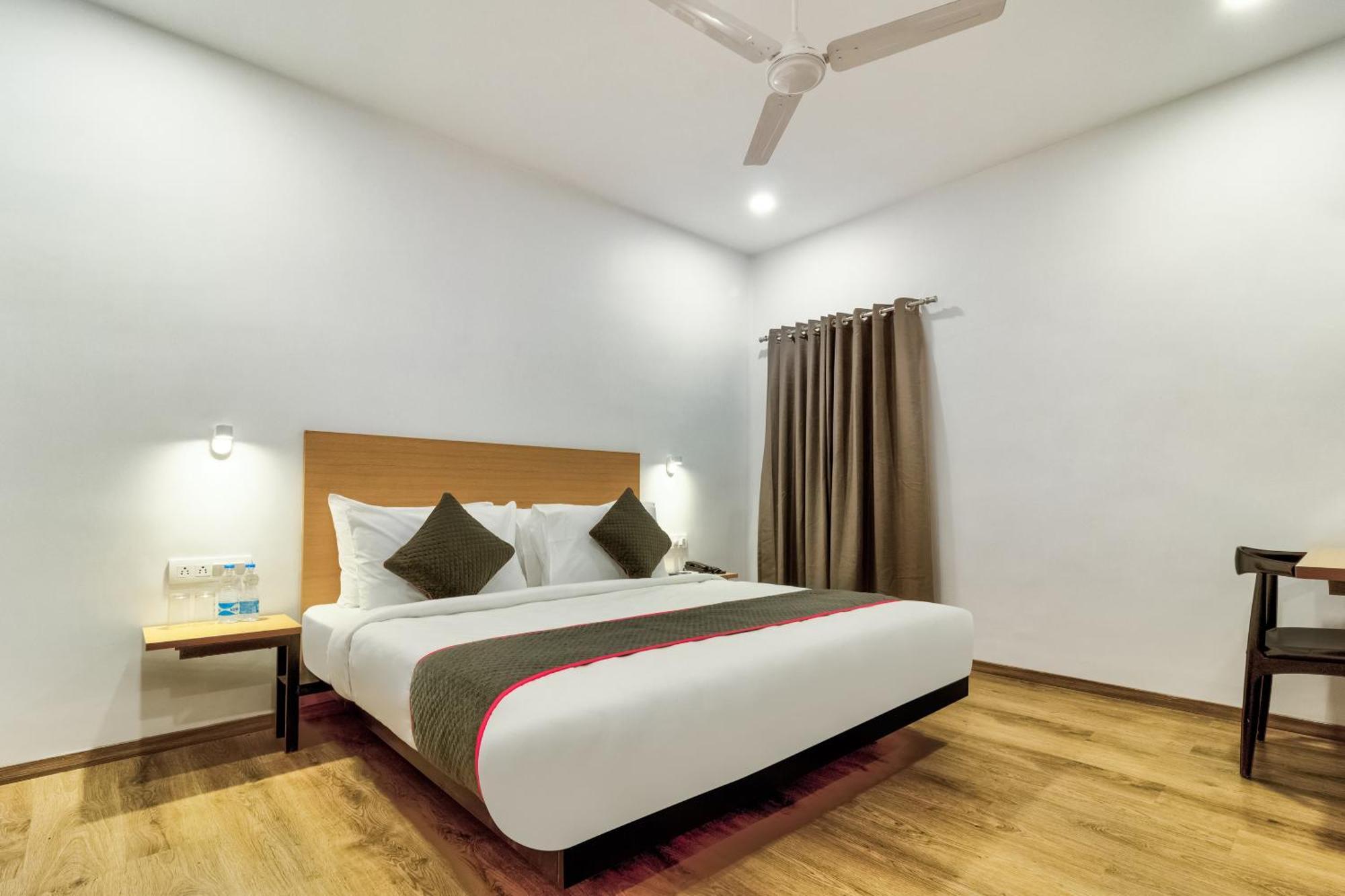 Hotel O Akash Ganga Park Circus