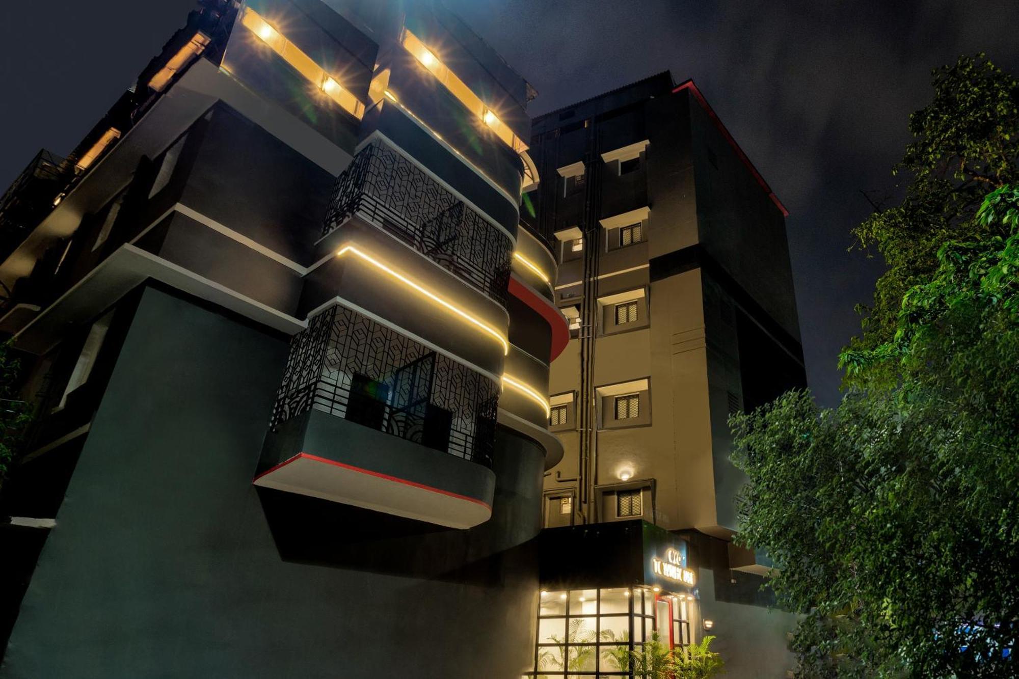 O Akash Ganga Park Circus Hotel Kolkata